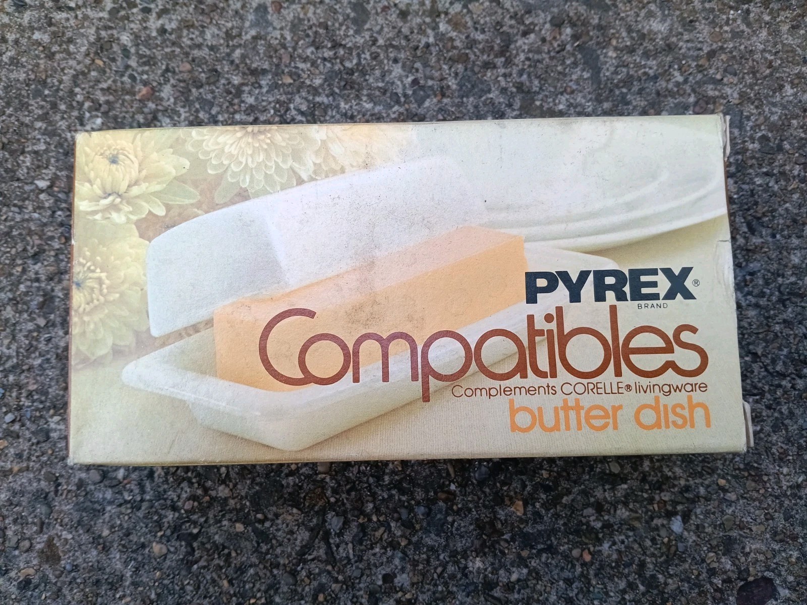 Vintage Pyrex 72-4 Butterfly Gold Butter Dish New In Box NOS Compatibles 