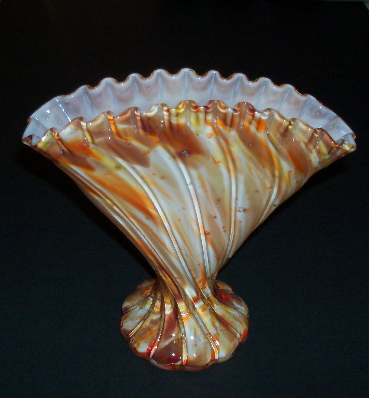 1960's Fenton Pre-Logo Vasa Murrhina Fan Vase Gold Aventurine /Autumn Orange 7