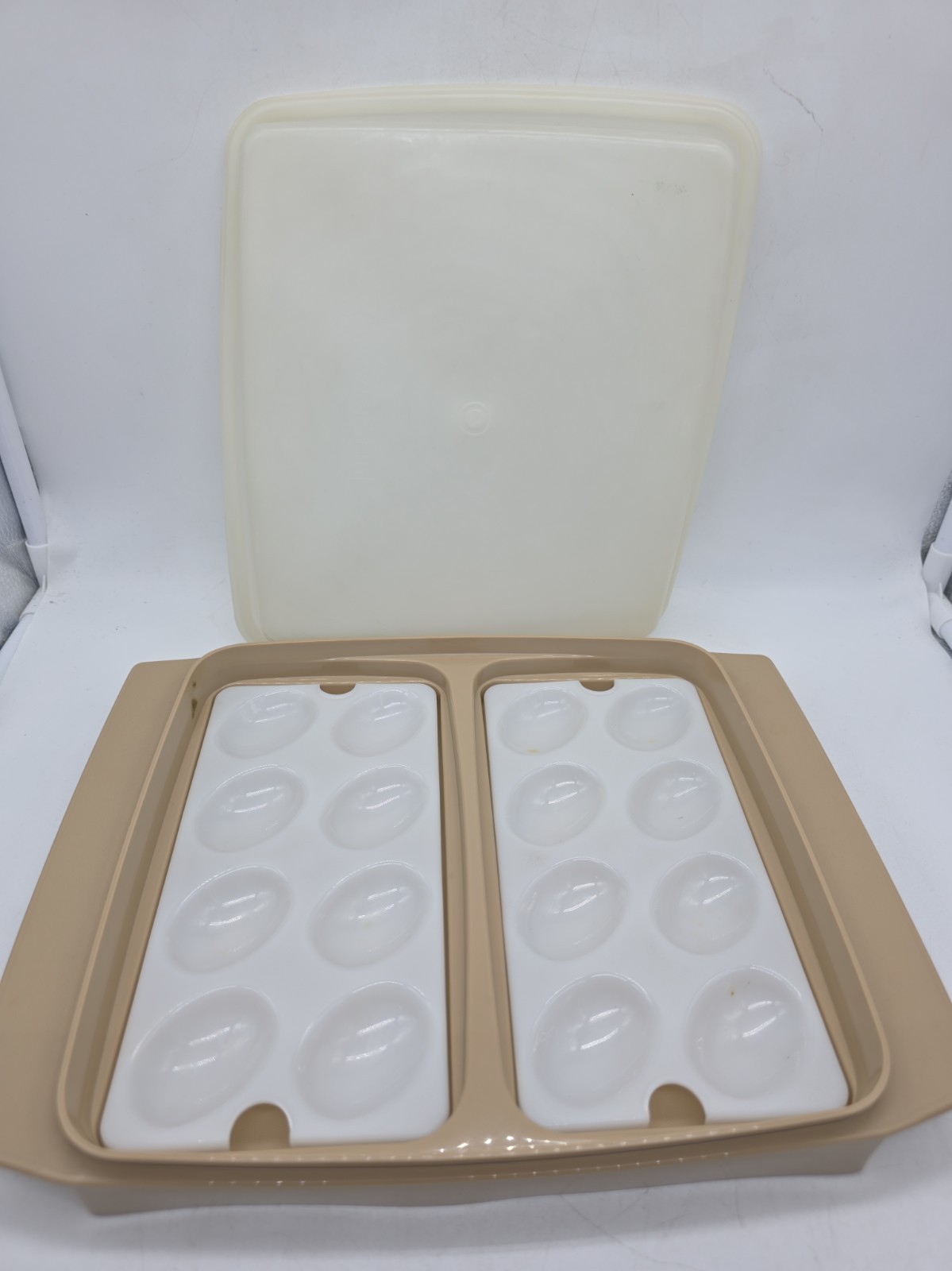Vintage Tupperware Deviled Egg Holder Harvest Gold Bottom Both Inserts Lid