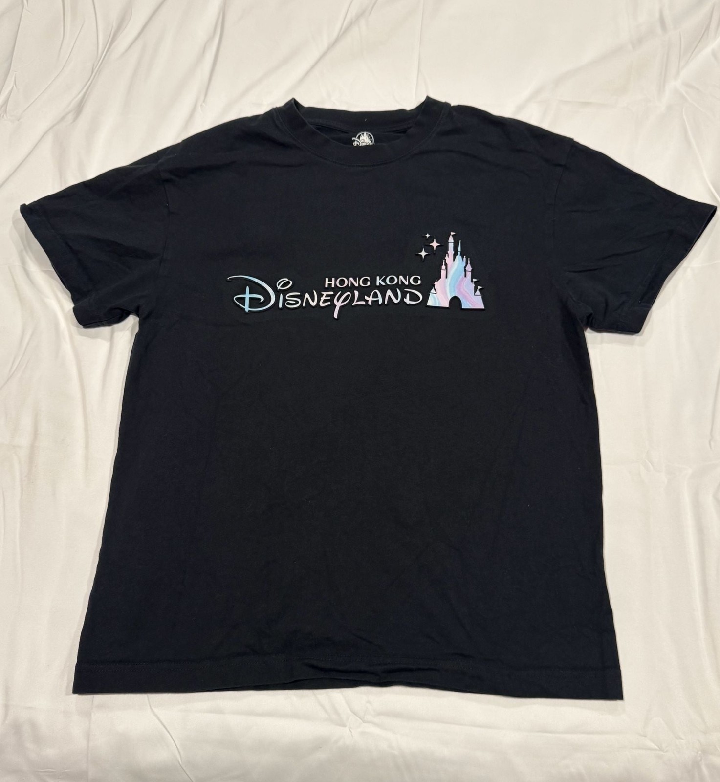 Disneyland Hong Kong T-Shirt Size M Black Castle