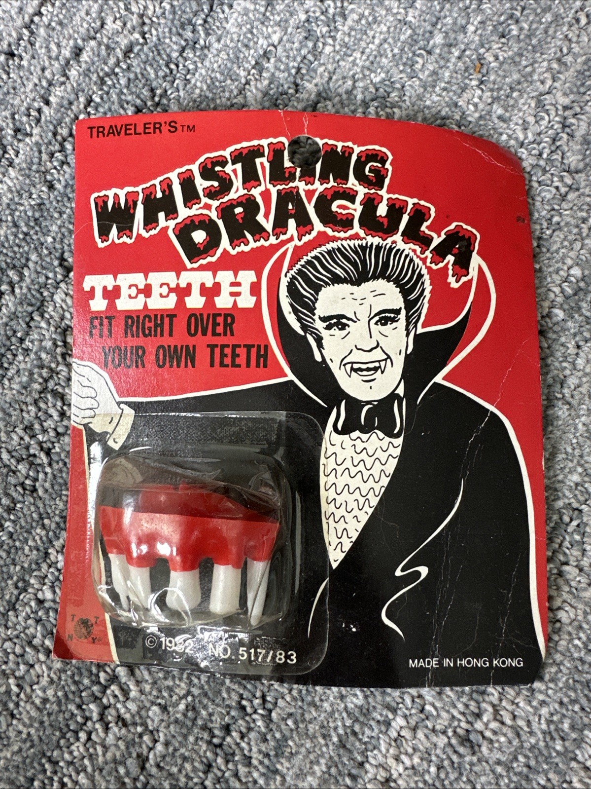 NOS VINTAGE Franco's Deluxe Dracula Teeth Whistle Halloween Accessory Card
