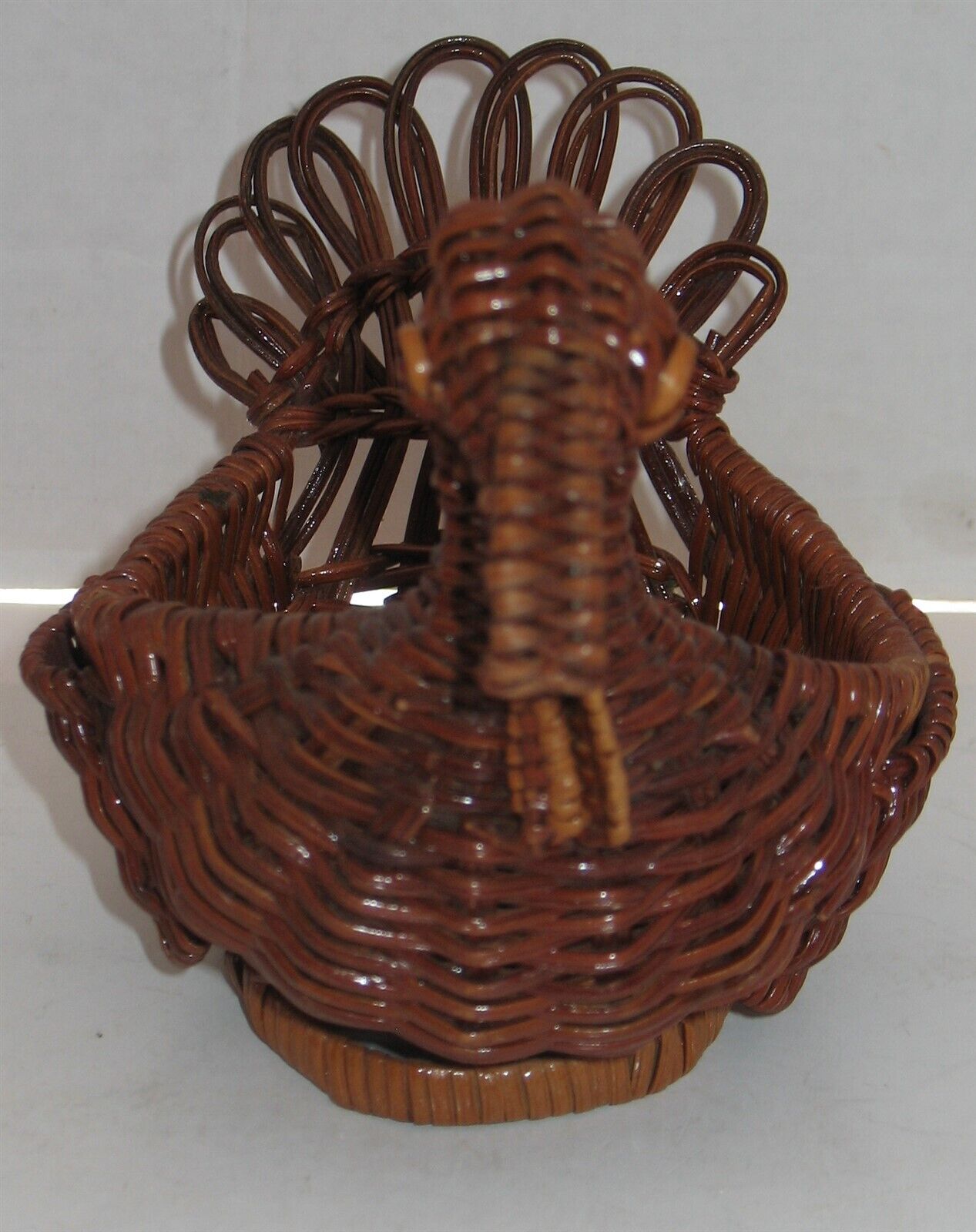 Vintage Dark Wicker Small Turkey Thanksgiving Basket Decoration