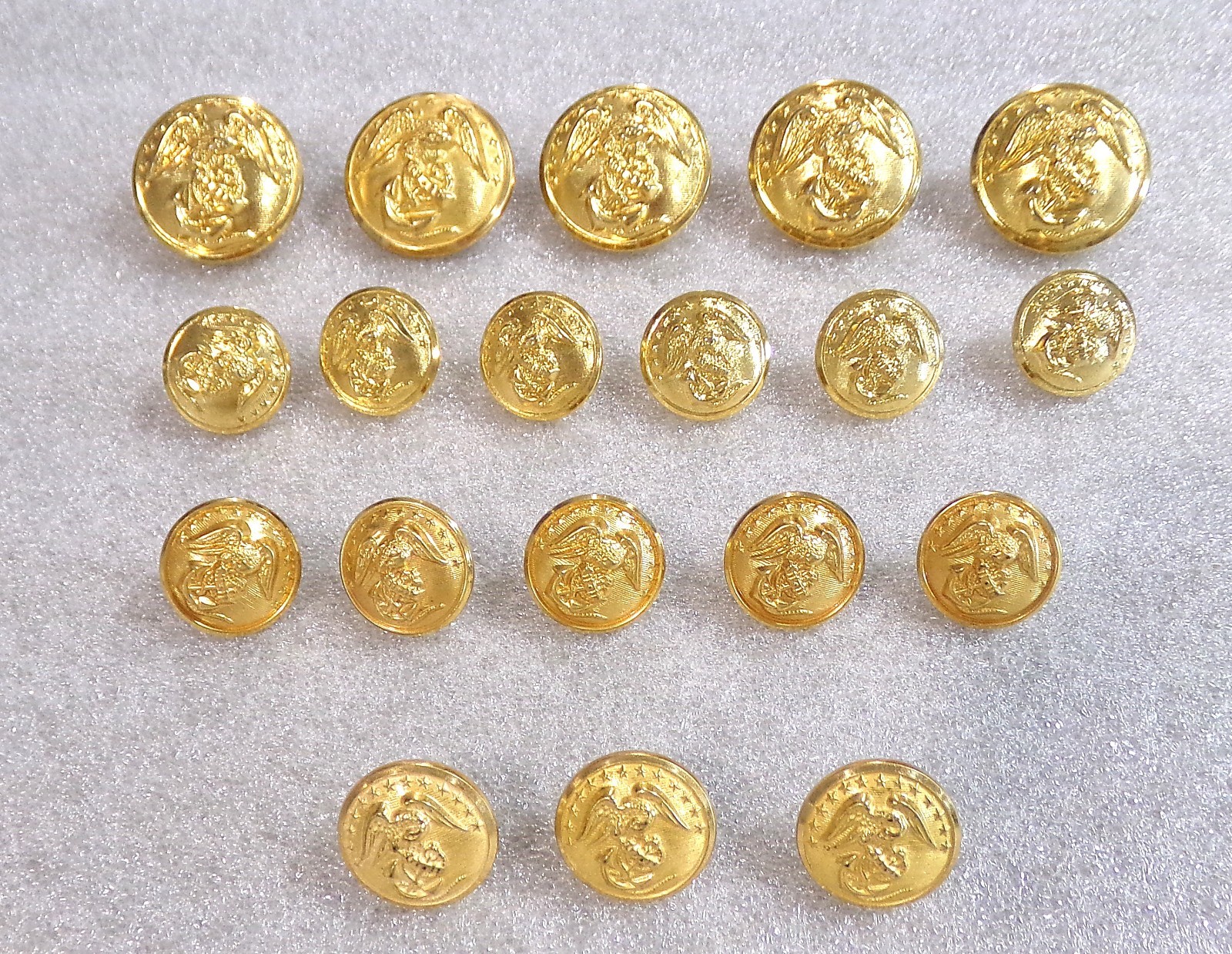 19 US Marine Corps Metal BUTTONS Waterbury Cheshire Military Dress Uniform Lot
