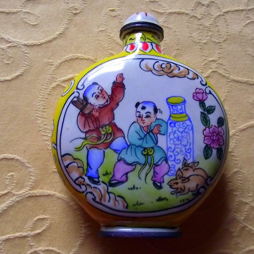 Vintage Qianlong Signed Chinese Oriental Snuff Perfume Bottle Enamel on Copper D