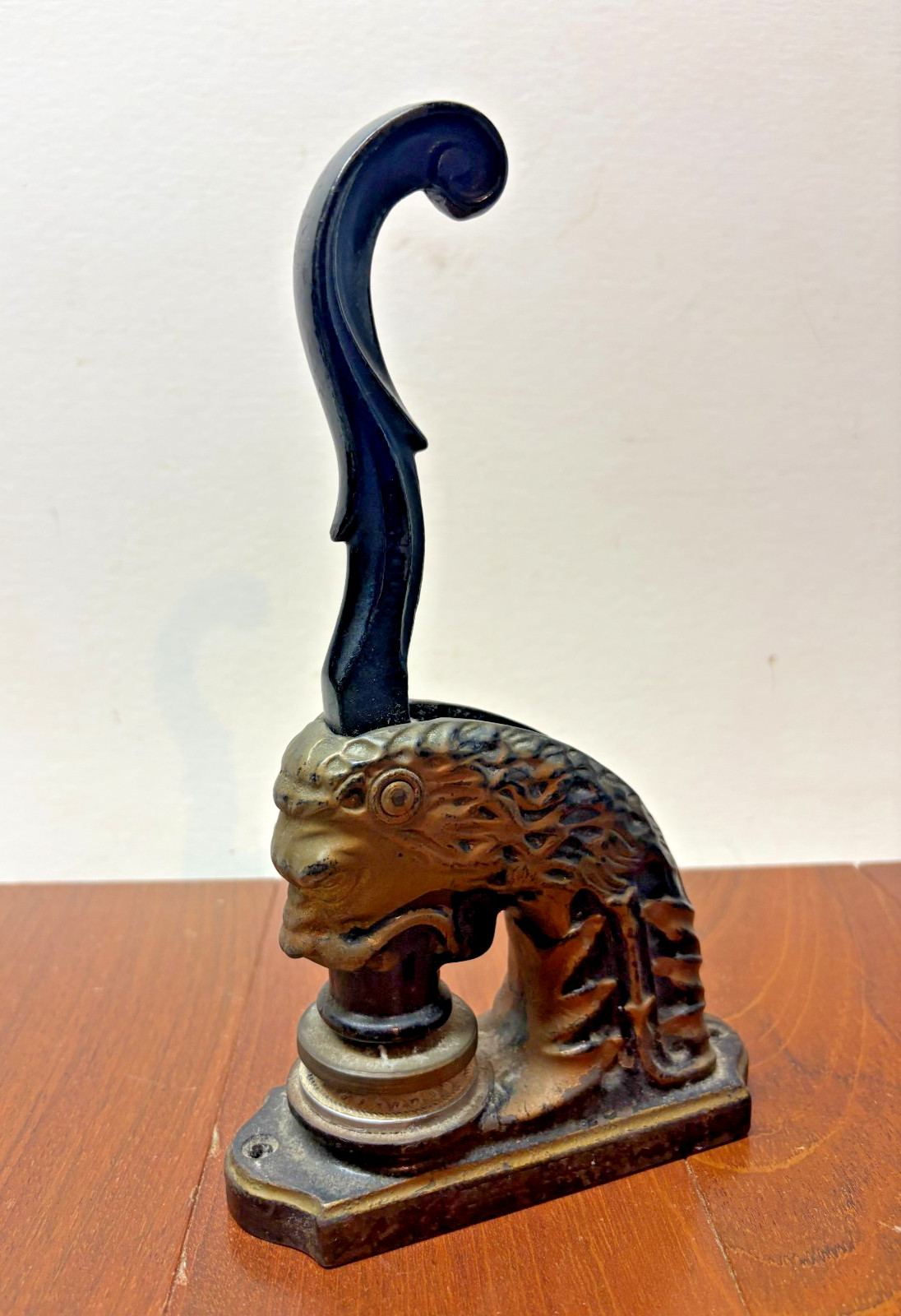 Antique 1900\'s Cast Iron Lion Head Notary Seal & Stamp Press Embosser NY Corp