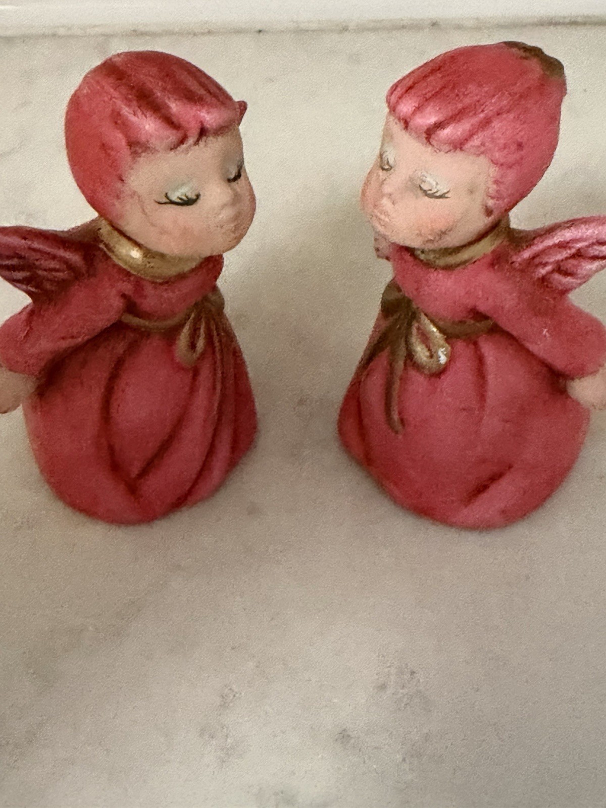 Vintage Kissing Angels Pair Pinkish Red Gold Christmas Figurines MCM Kitsch