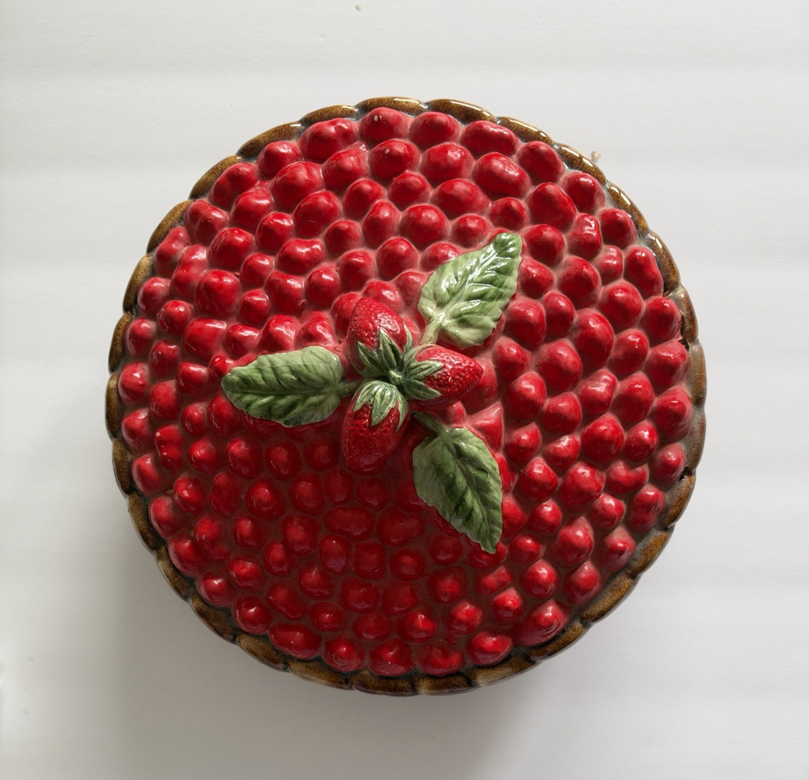 Vintage Strawberry Pie Server Granny Style Made In Portugal. 1970