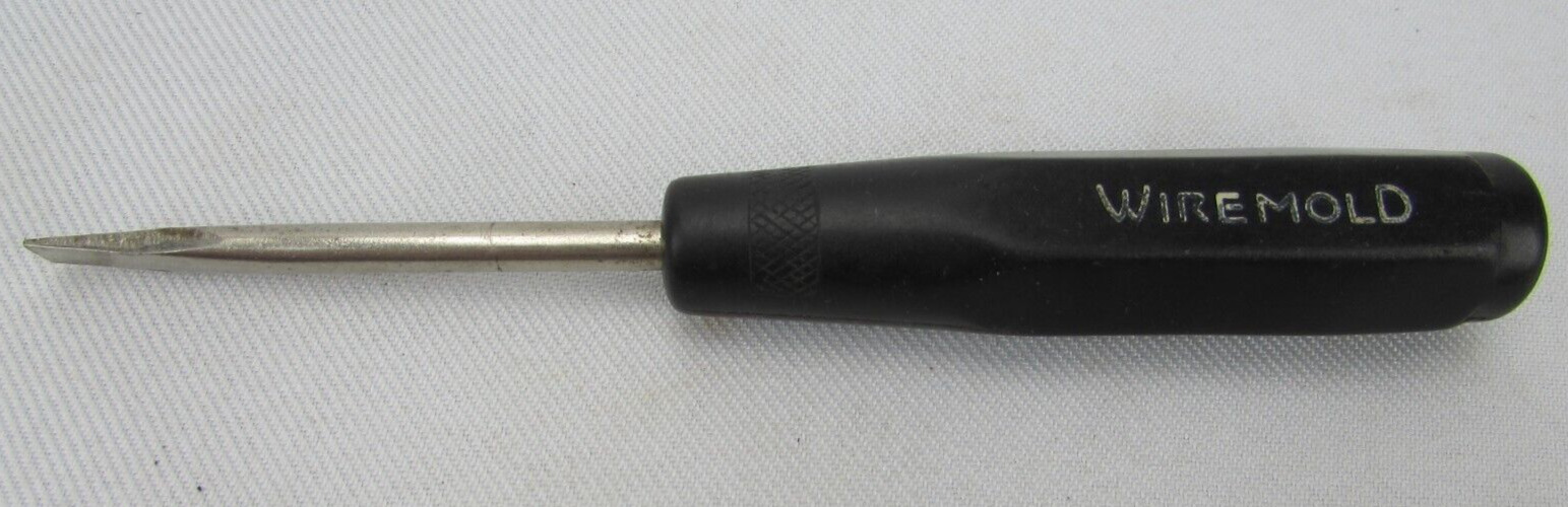 Vintage Wiremold 5 5/8” Flat Blade Screwdriver, Black Plastic Handle Advertising