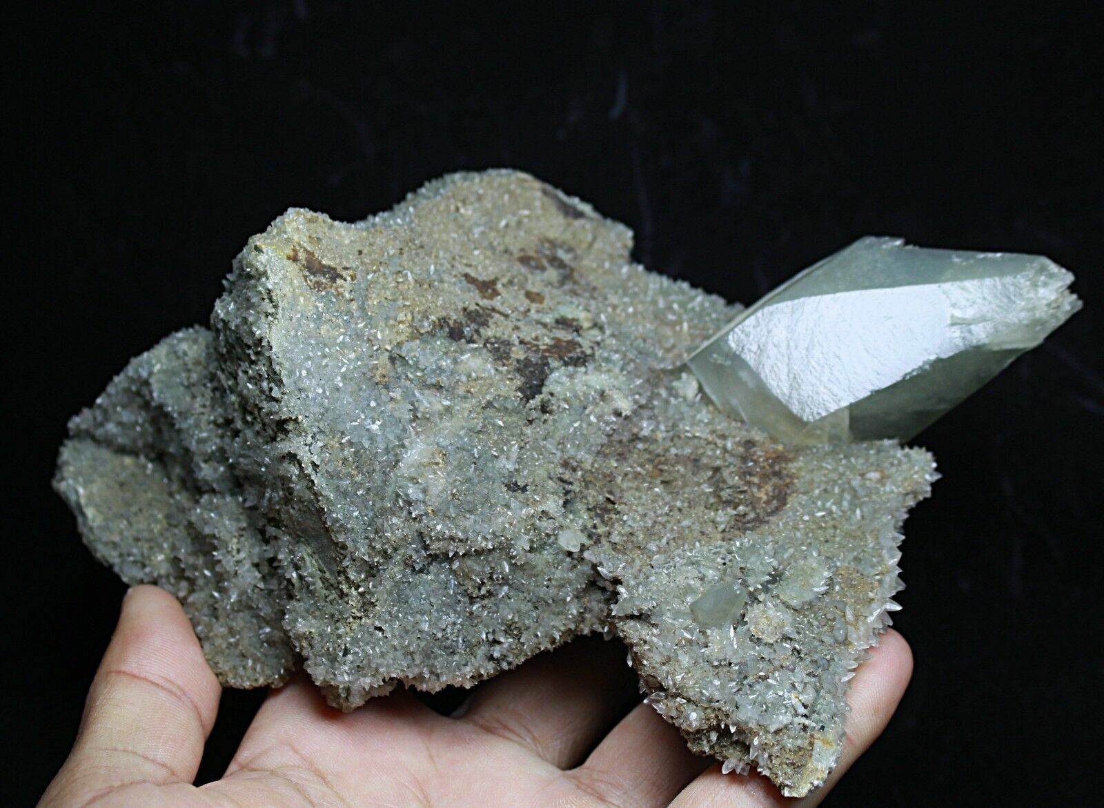 1.55lb New find natural rare dipyramidal calcite cluster mineral specimen China