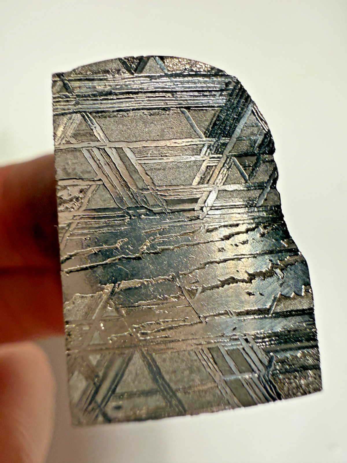 LOW PRICE BEAUTIFUL BLOCK CUT MUONIONALUSTA SWEDISH IRON METEORITE 30.6 GMS