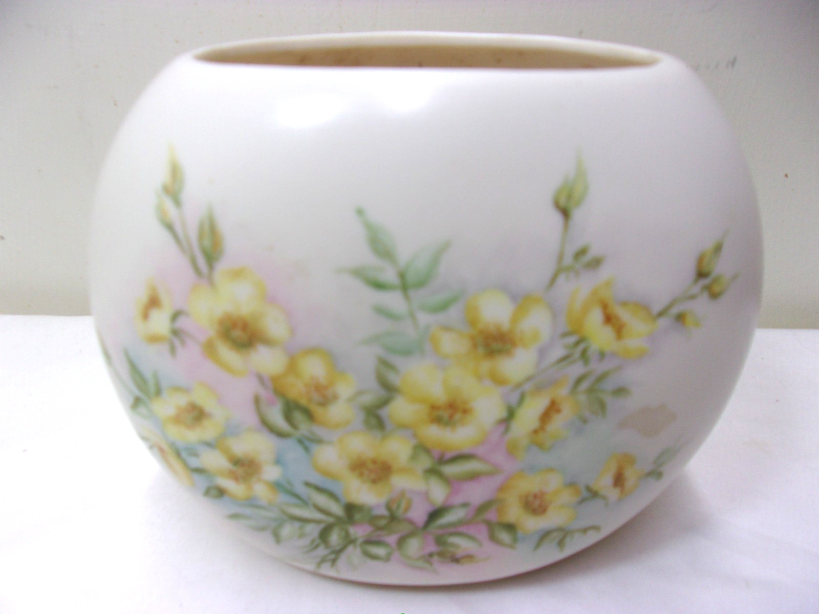 Vintage Oval Floral Ceramic Pottery Vase Planter 5.5 H x 7 L 3.75 W