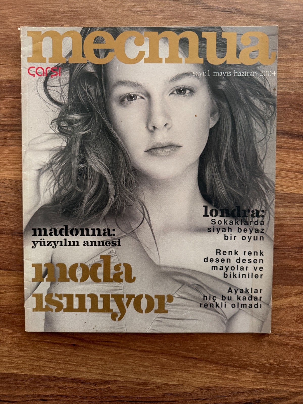 Madonna Mecmua Magazine Issue 1 2004 Turkish Cover Feature Rare