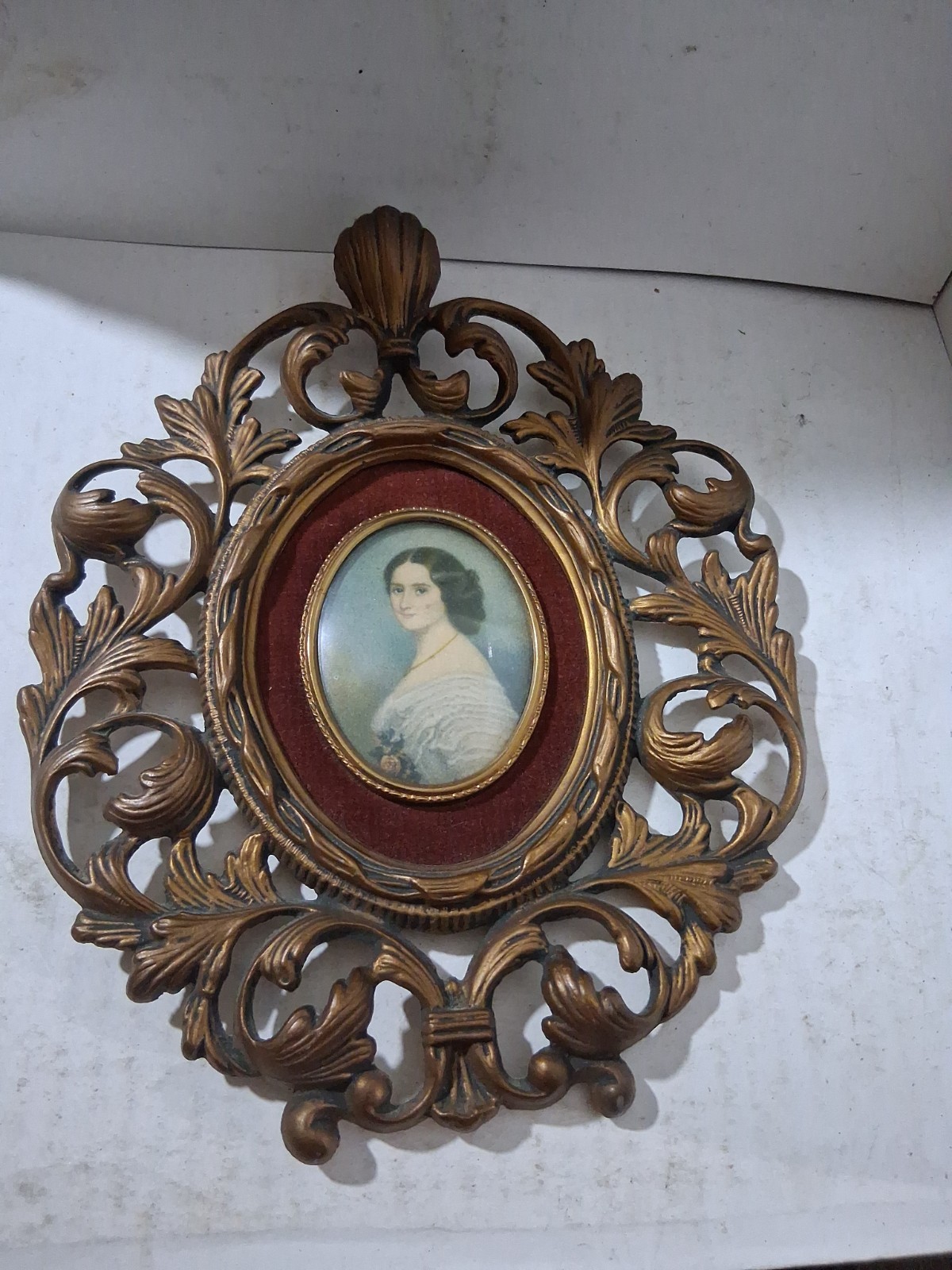 Vtg Cameo Creation Hanging Wall Art Plaque Comtesse Louisa Cercle/ Winterhalter