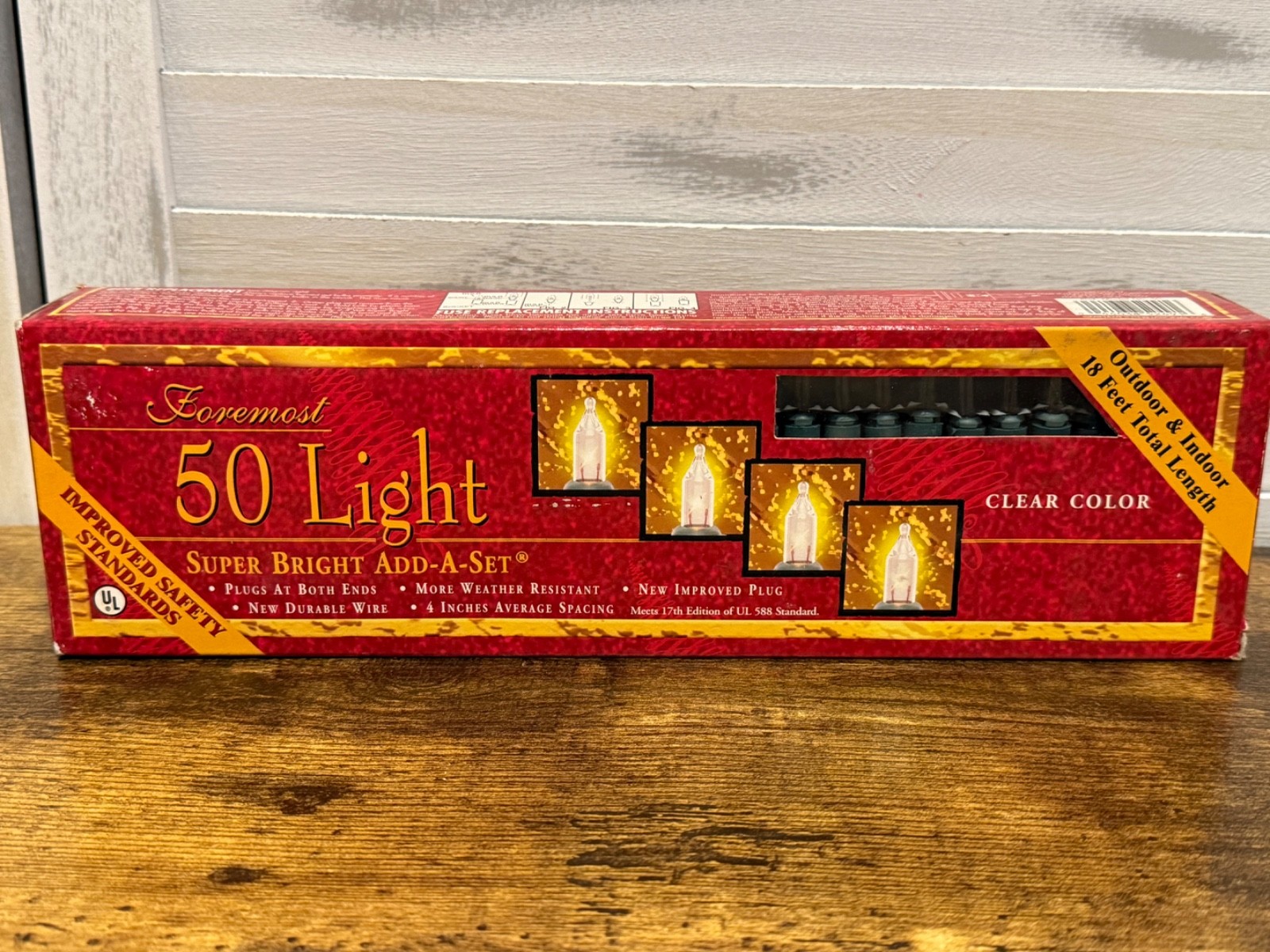 Vintage Foremost 50 Light Super Bright Add-A-Set 18ft. Clear NOS Tested Works 