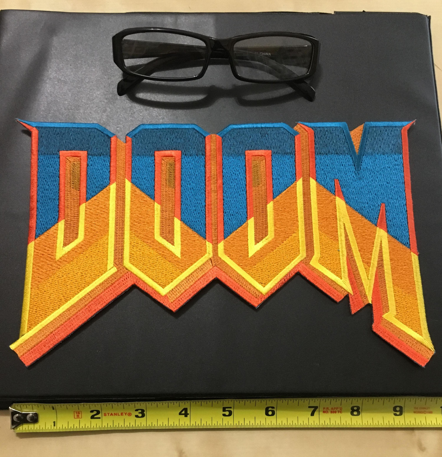 LARGE 10
