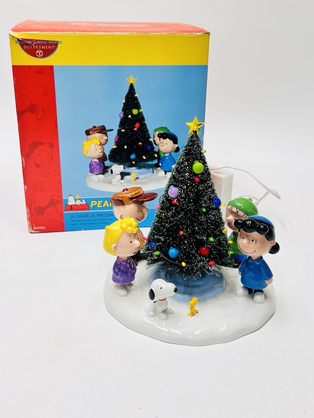 DEPT 56 PEANUTS Charlie Brown O CHRISTMAS Mint RETIRED 2004, NOS 808997 Snoopy