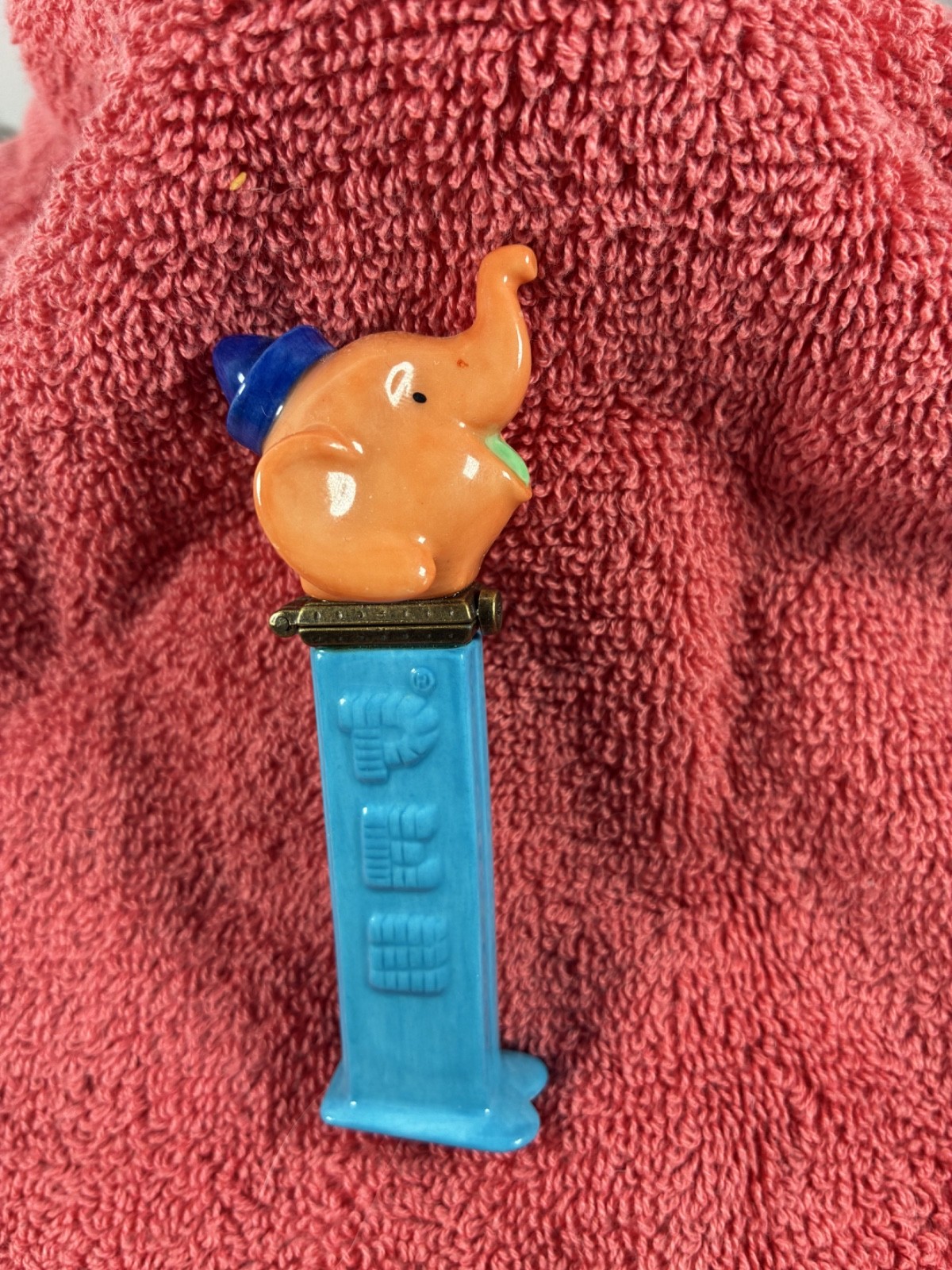 Dumbo PEZ Dispenser Blue W/Feet Circus Elephant With Blue Pointed Hat 1999