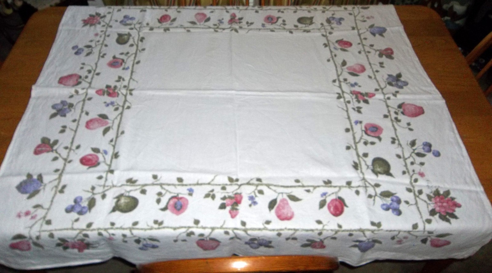 Vintage Luther Travis Linen Vines of Fruit & Berries 48-1/2\ Vintage Luther Travis Linen Vines of Fruit & Berries 48-1/2\