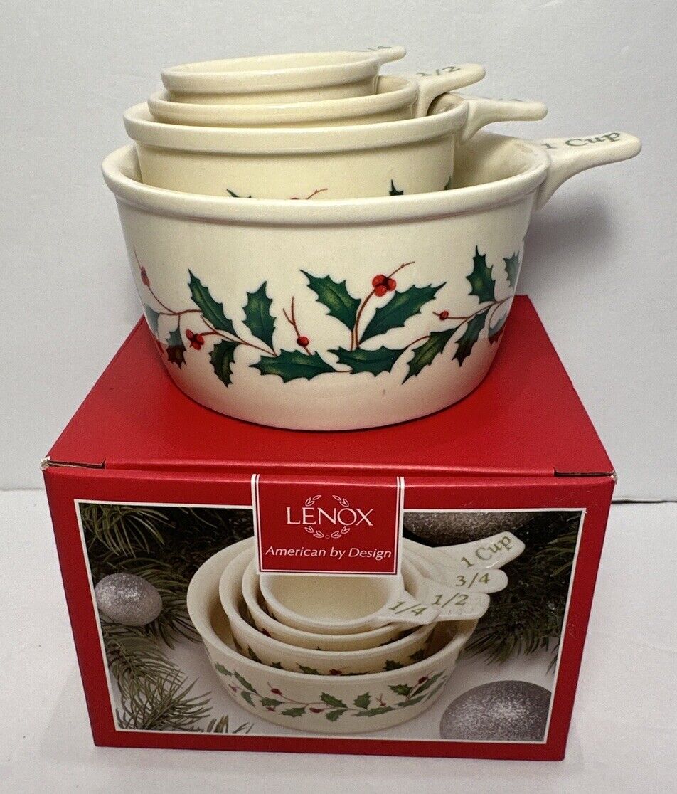 Lenox Holiday Measuring Cup Set Of 4 Christmas Holly Leaves Berries 