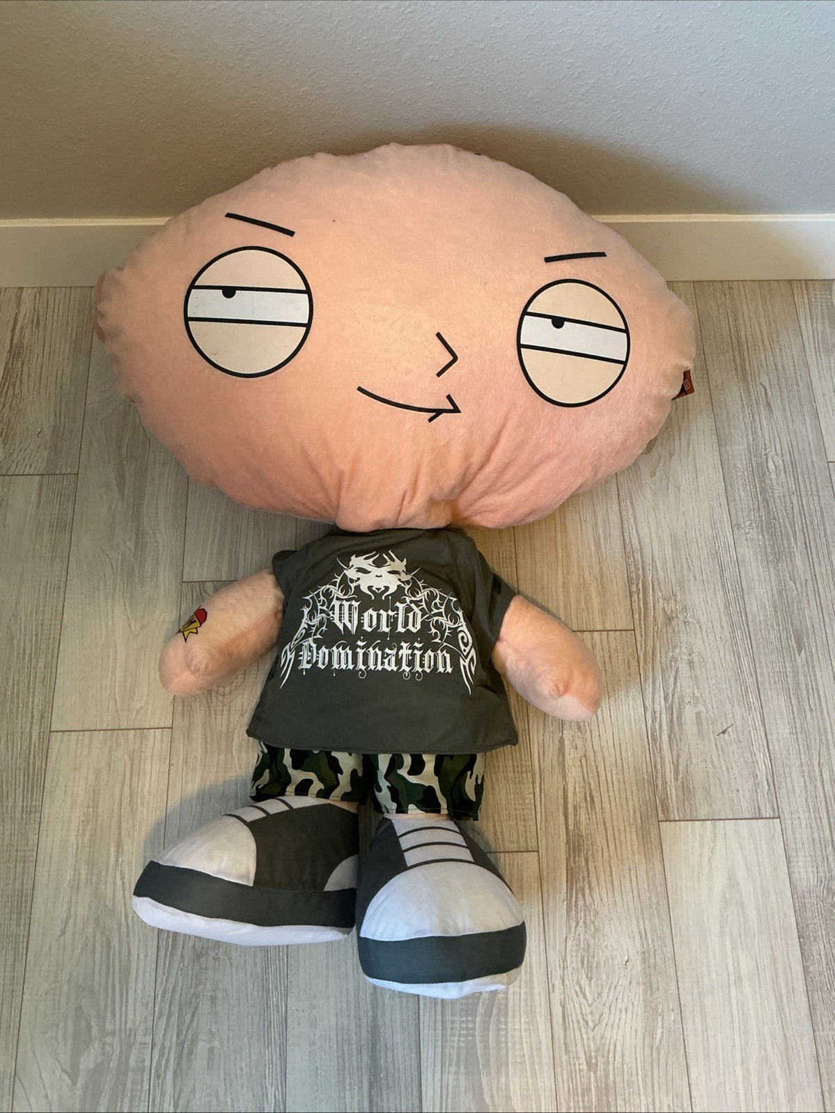VINTAGE NANCO 2010 FAMILY GUY 3 FOOT STEWIE PLUSH WITH TAG JUMBO PLUSH