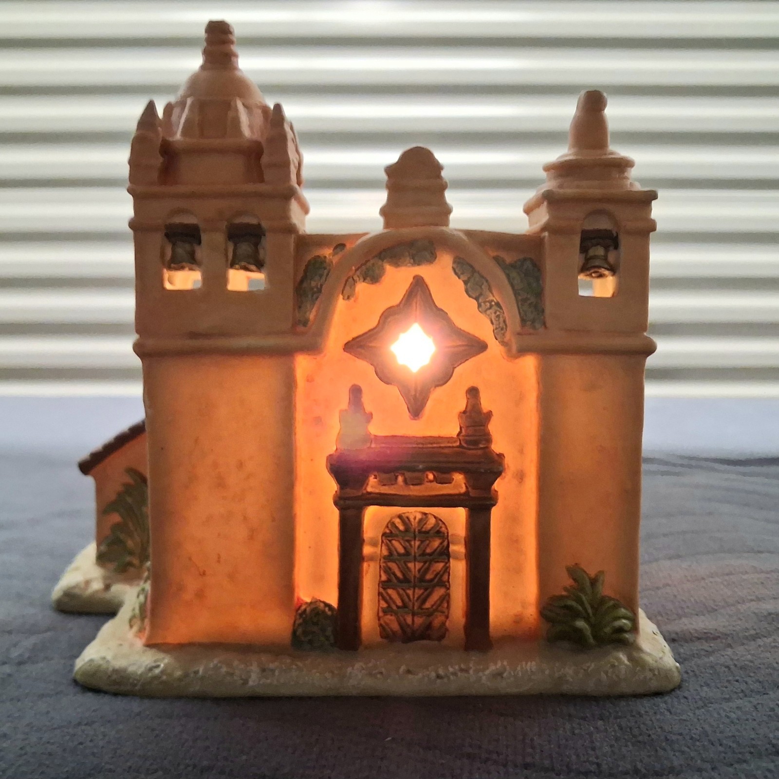 Vintage Mervyns California MISSION SAN CARLOS BORROMEO Lighted Church Christmas 