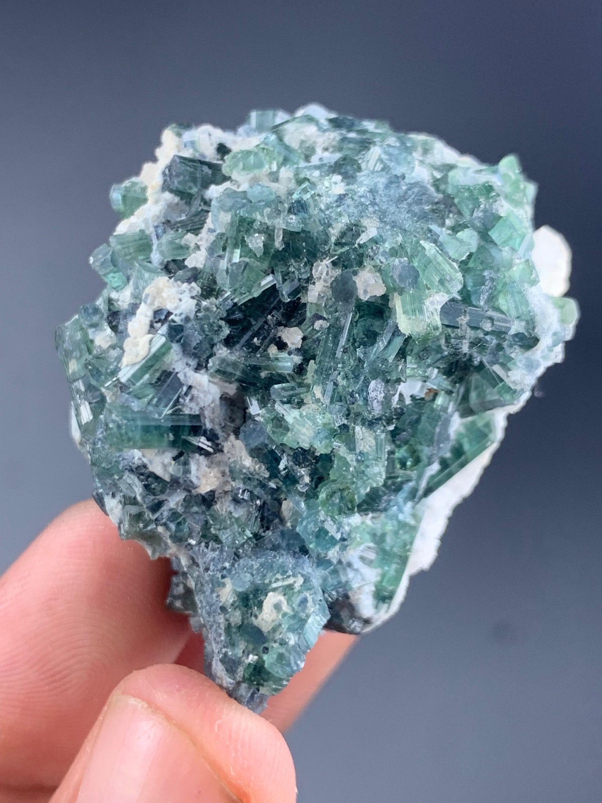 311 Carat Beautiful Top Quality Tourmaline Crystal Specimen From Afghanistan 