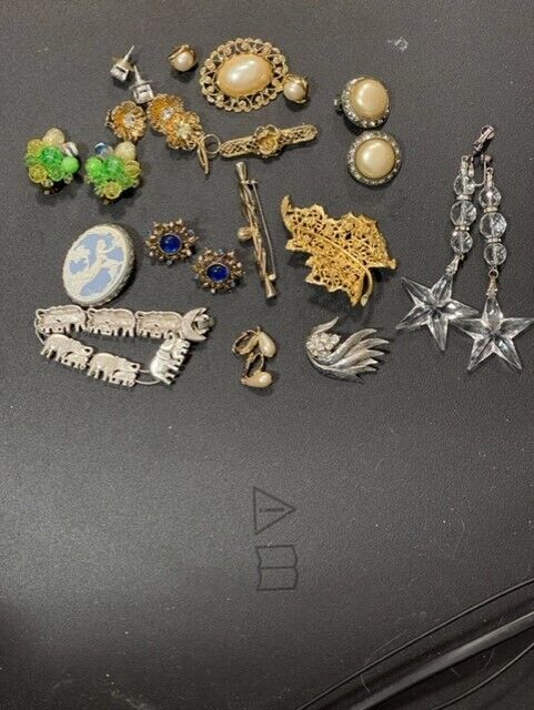 Ventage jewelry, nice earrings, bracelets and brooches