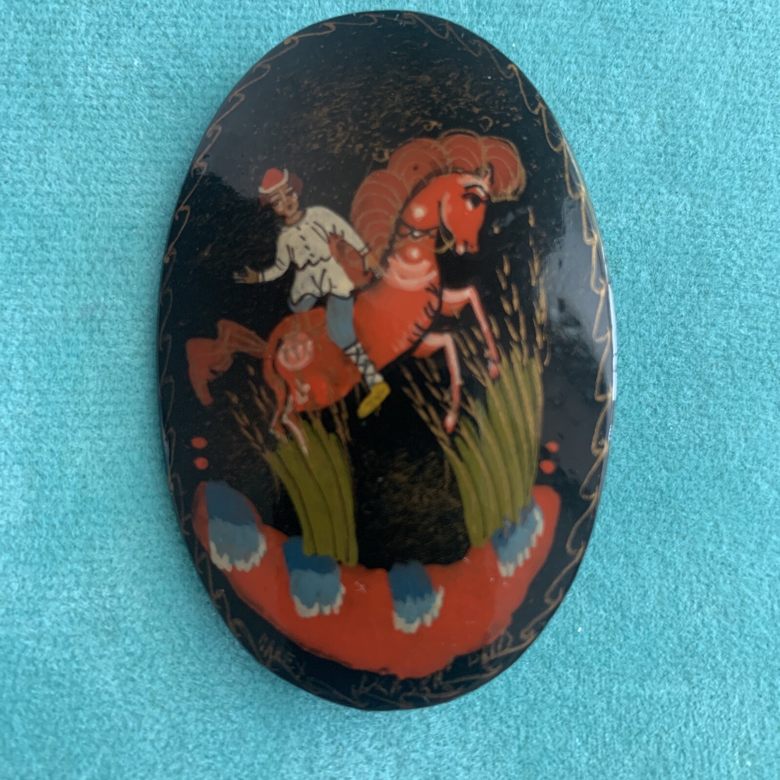 VINTAGE SIGNED PALECH 70\'s OVAL MAN ON THE HORSE RUSSIAN LACQUER BROOCH PIN # 4