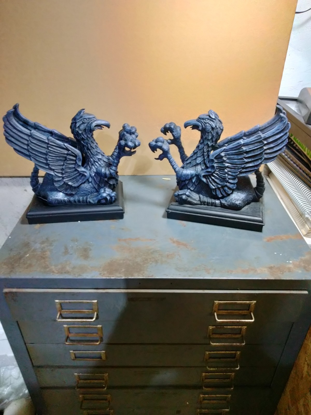 Pair of Disneyland Haunted Mansion Griffin Bookends LE 150 Jim Crouch Pair of Disneyland Haunted Mansion Griffin Bookends LE 150 Jim Crouch