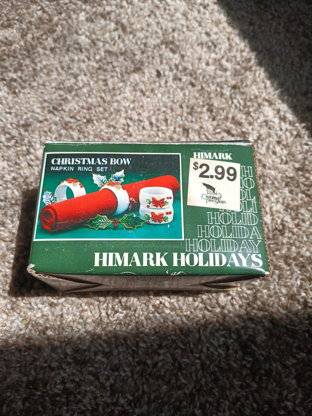 VTG Porcelain Christmas Napkins Rings Set of 4 Holly 2\