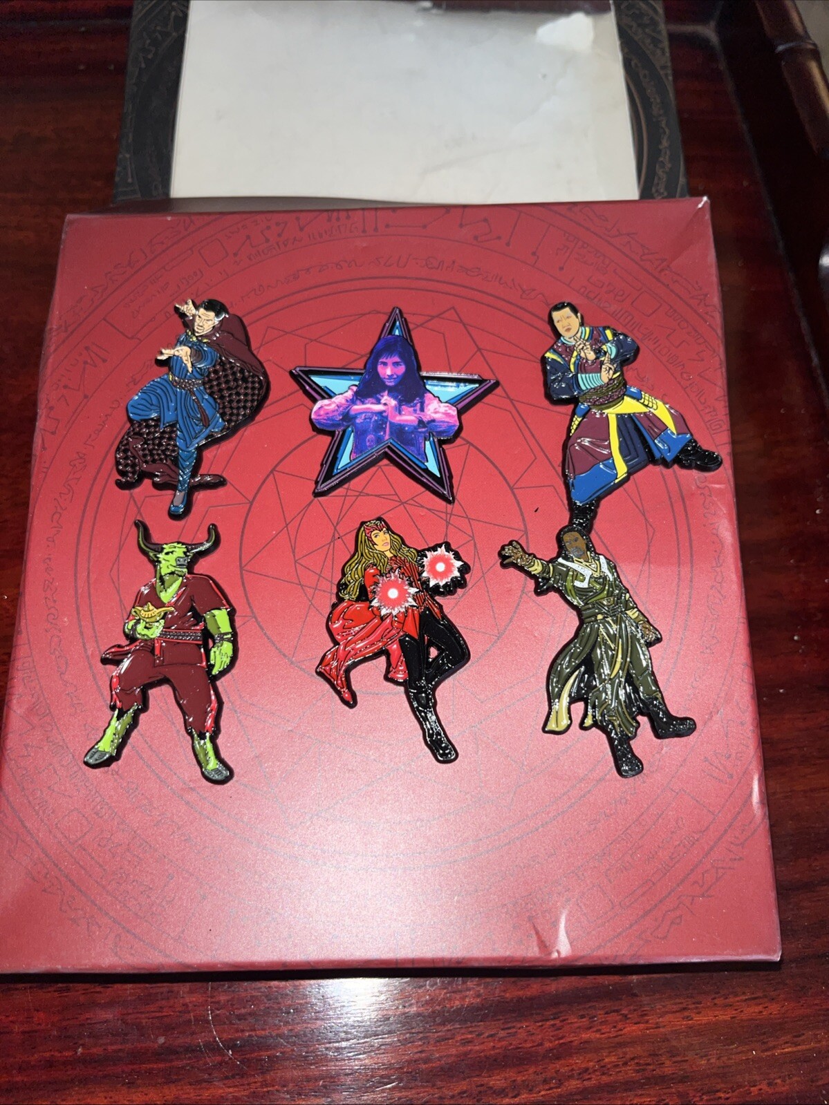 DAMAGED Torn PACKAGE Marvel Studios Doctor Strange Multiverse Madness 6 Pin Set