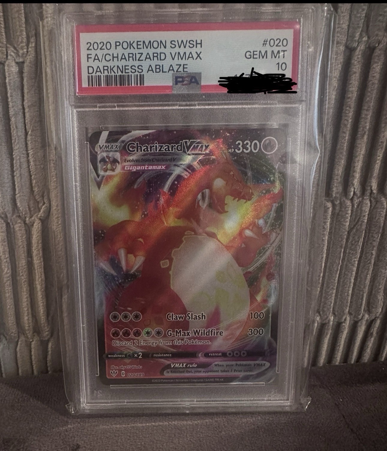 Pokémon 2020 SWSH Darkness Ablaze Charizard VMAX #020 Full Art PSA 10