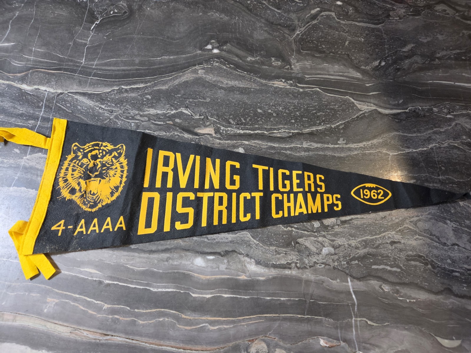 VTG 1962 Irving Tigers High School Football District Champs Felt Pennant Texas