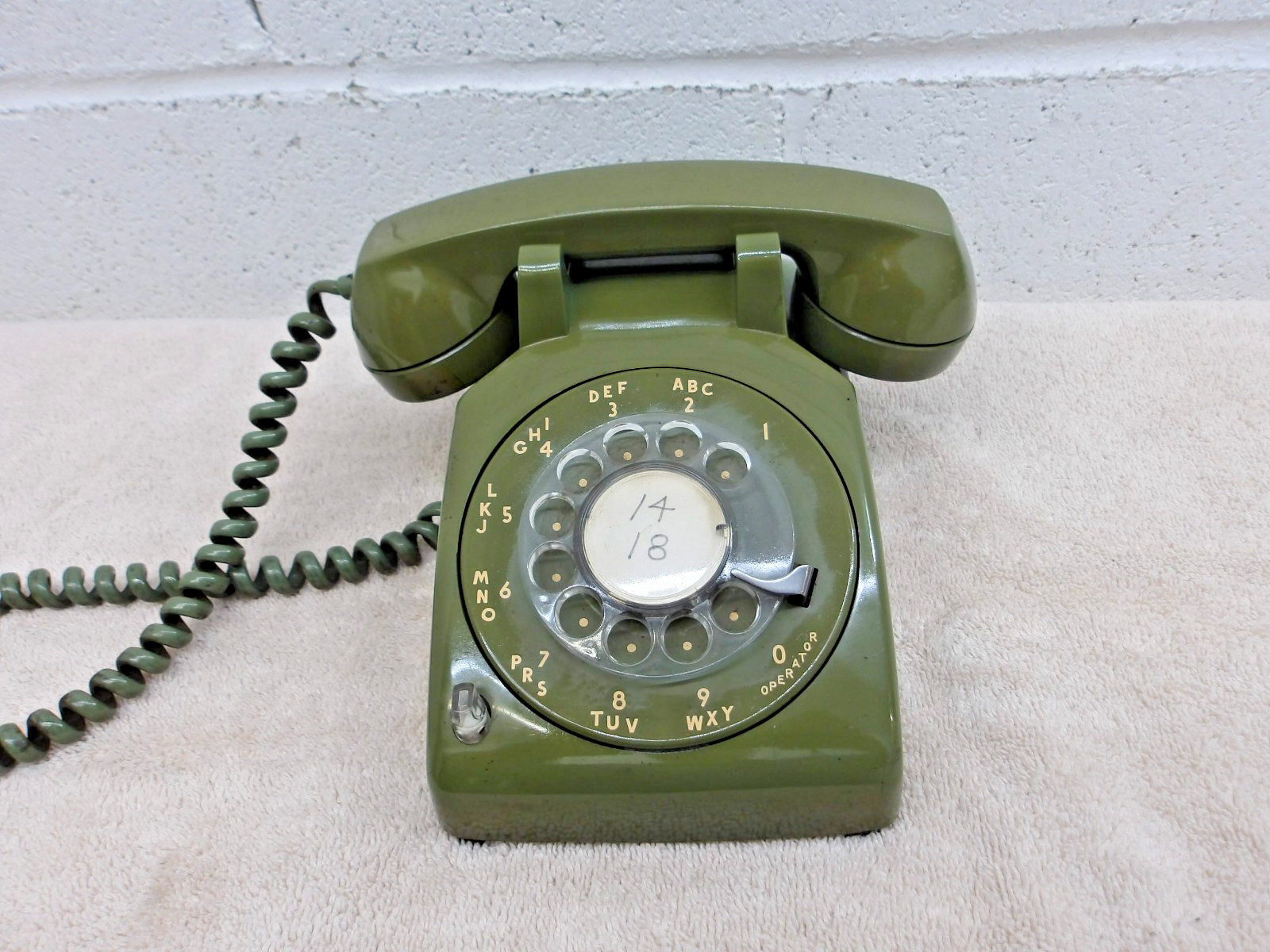 Vintage Kellogg ITT Black Rotary Desk Phone Dial Telephone 500 1966