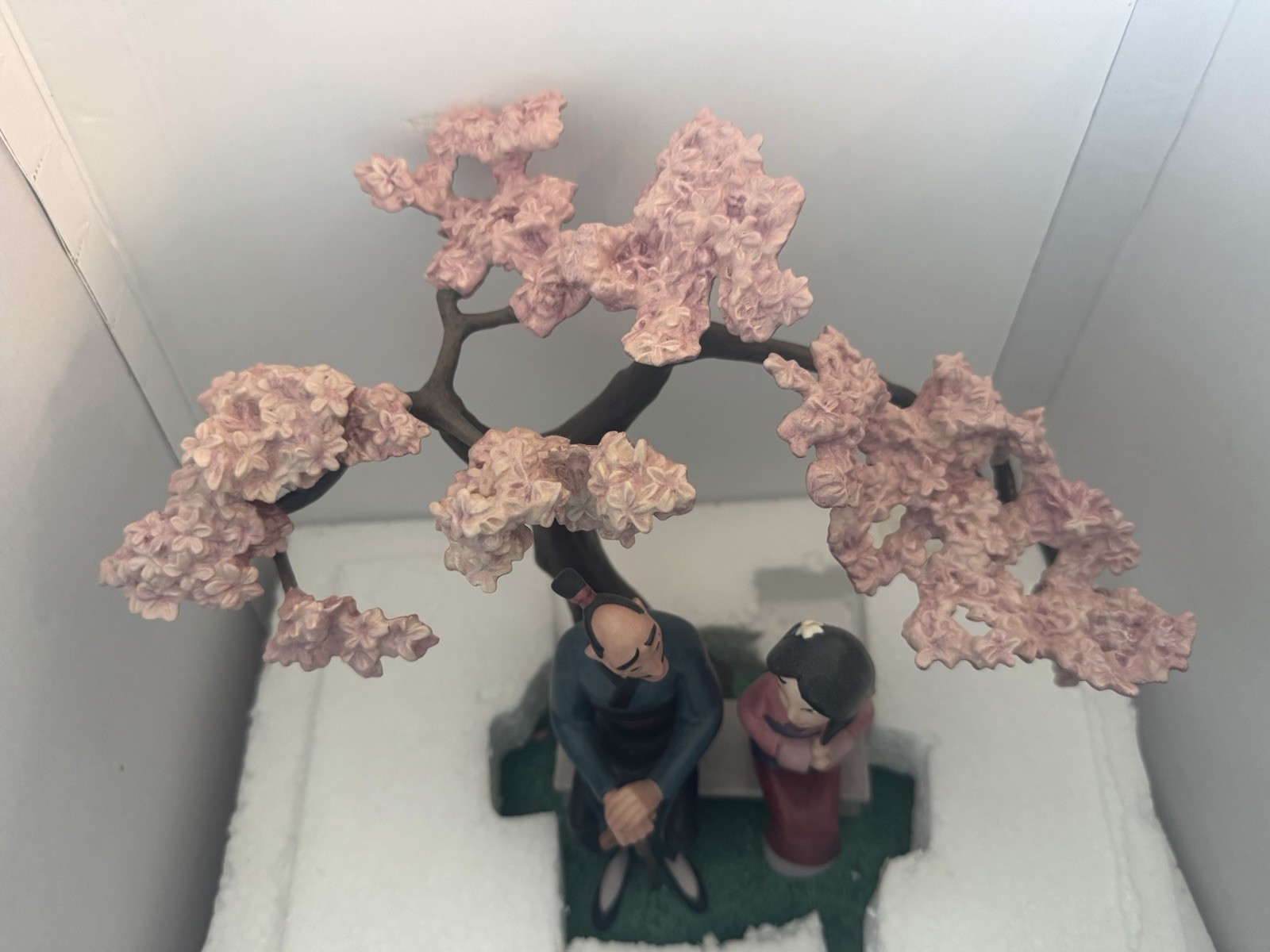 WDCC Mulan and Fa zhou “when It Blooms It Will Be The Most Beautiful Of All “COA