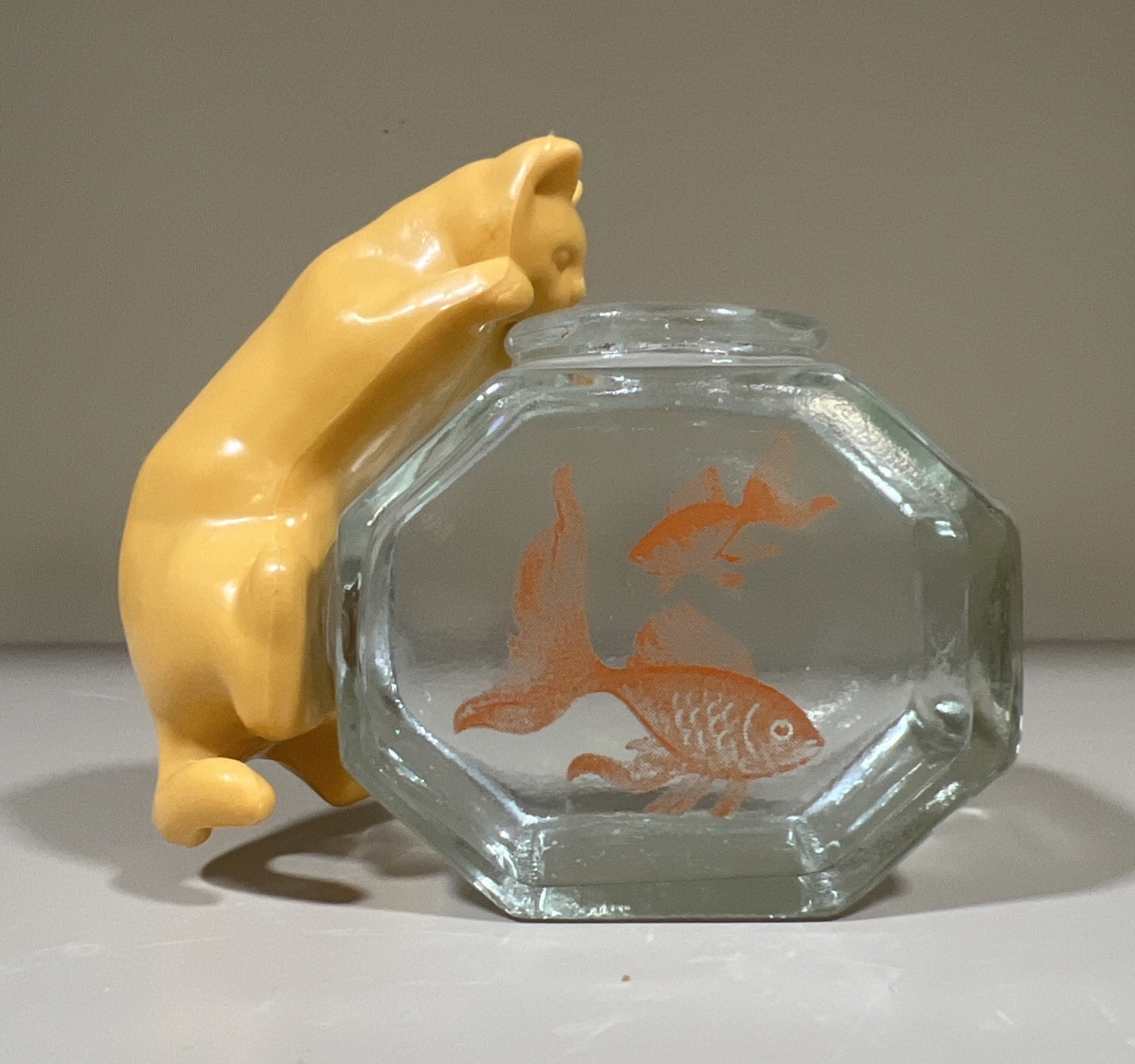 Vintage 1979 Avon Curious Kitty Cologne Bottle Only~Cat Looking Into Fishbowl~