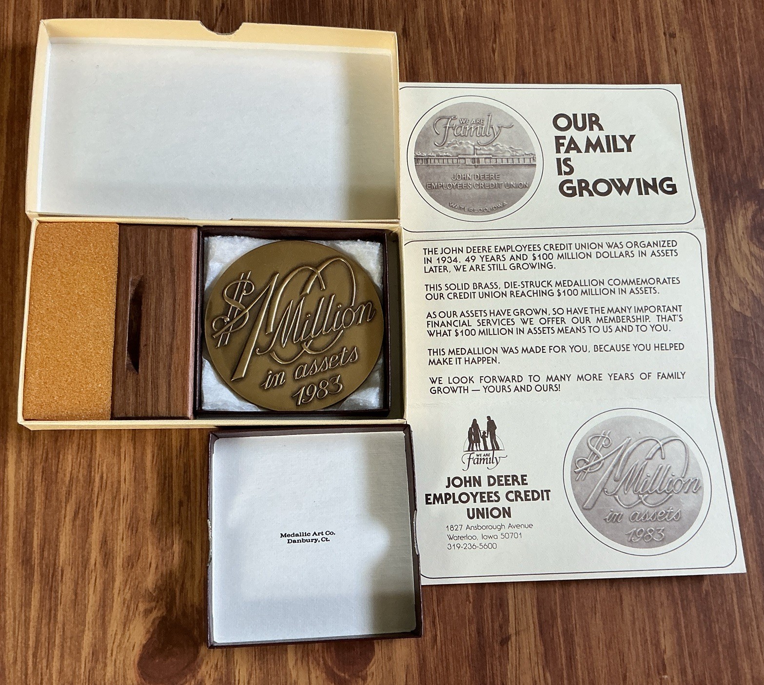 Vintage John Deere Credit Union 1983 $100 million in assets medallion New In Box Vintage John Deere Credit Union 1983 $100 million in assets medallion New In Box