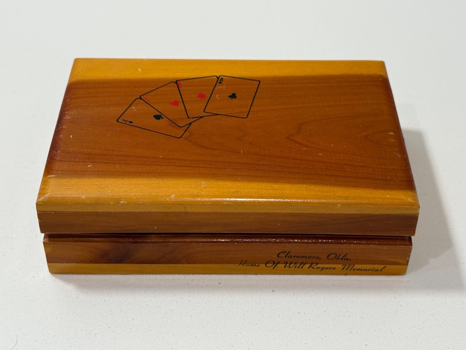 Vintage J.B. Deere Cedarcraft Will Rogers Memorial 2 Deck Playing Card Box Vintage J.B. Deere Cedarcraft Will Rogers Memorial 2 Deck Playing Card Box