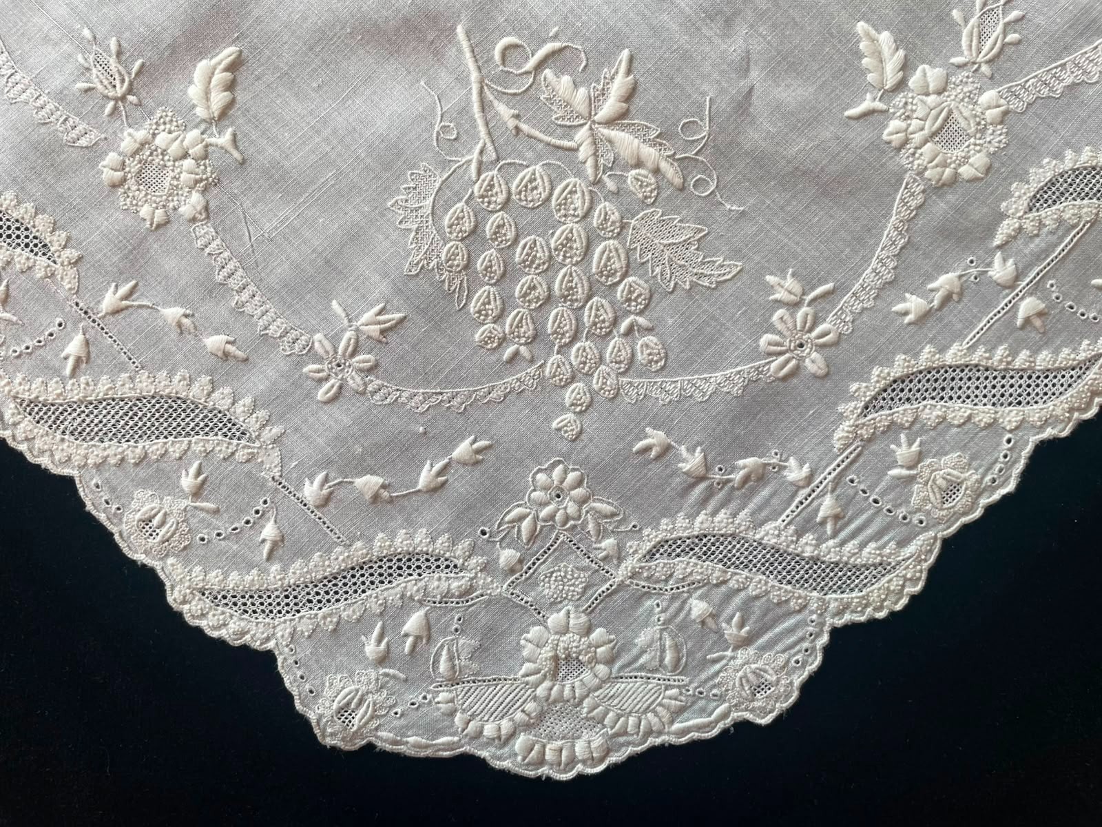 Antique Wedding Linen Handkerchief Embroidered Grapes & Drawnwork Floral