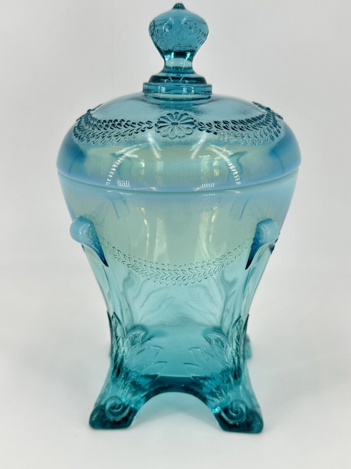 Jefferson EAPG Aqua Blue Opalescent Swag Glass Covered Sugar c 1094