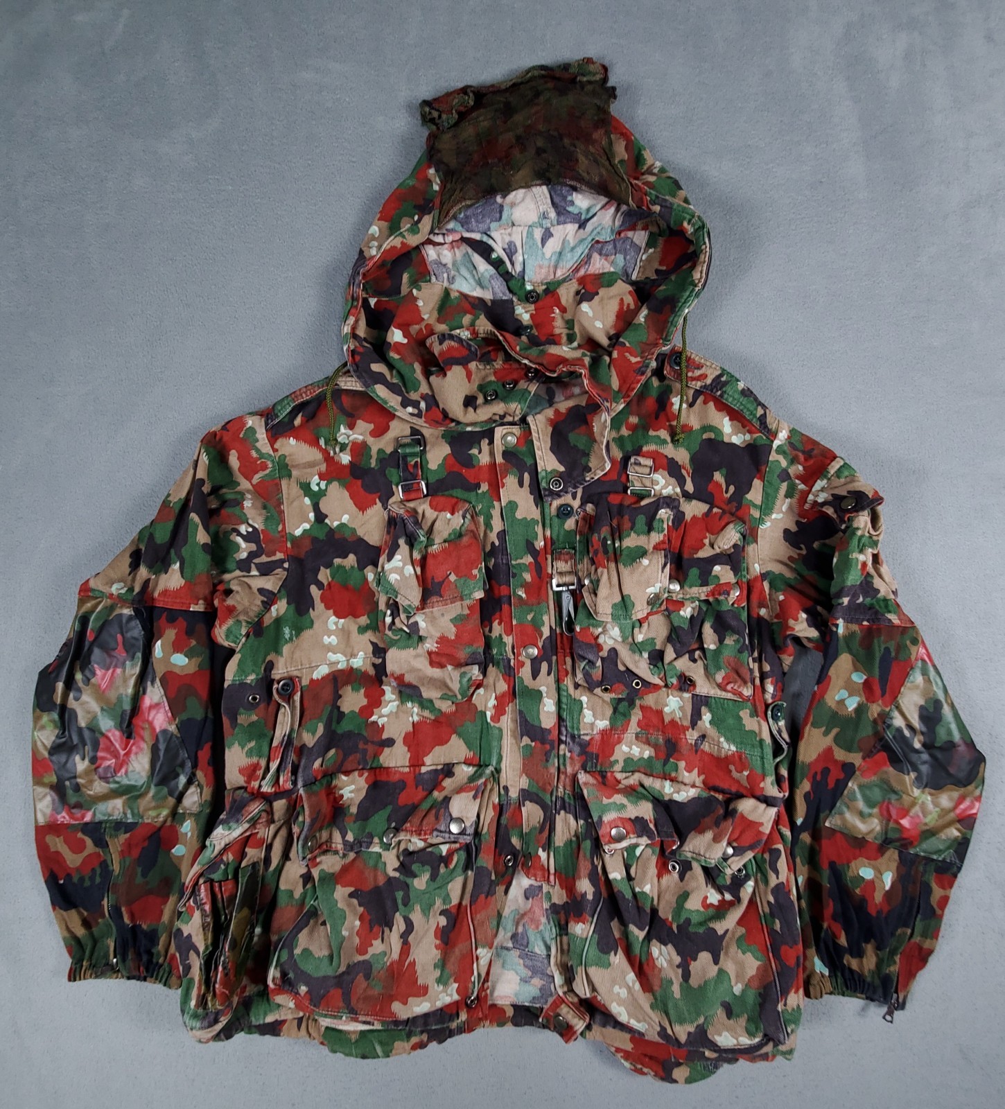 Vintage 1973 Swiss Army M70 Alpenflage Camo Parka 52/L Large Riri Zip Jacket Vintage 1973 Swiss Army M70 Alpenflage Camo Parka 52/L Large Riri Zip Jacket