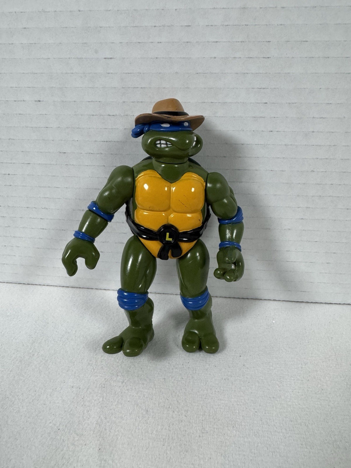 1992 Undercover Leonardo Leo Under Cover Playmates Figure Undercover TMNT RARE 1992 Undercover Leonardo Leo Under Cover Playmates Figure Undercover TMNT RARE