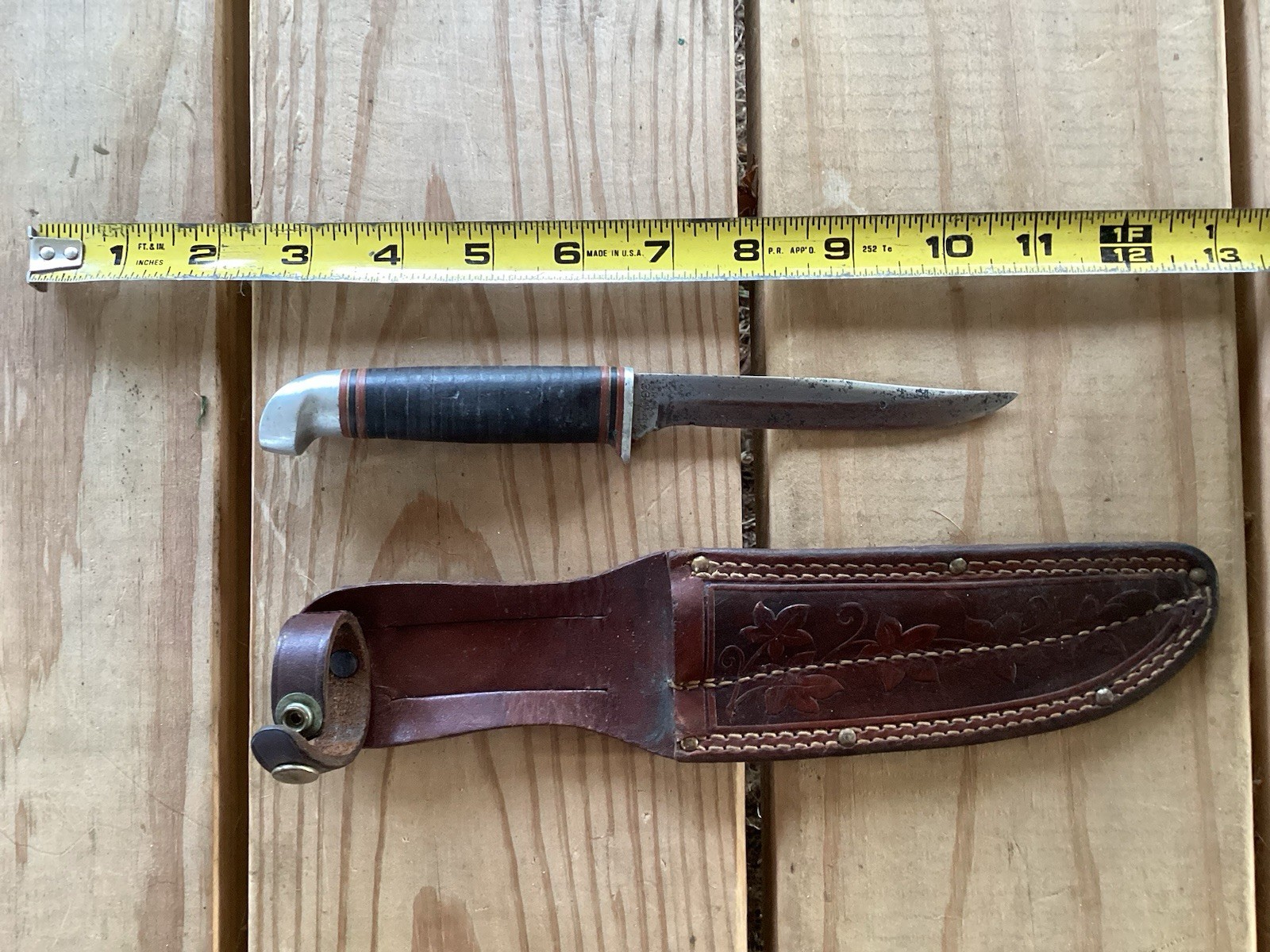 Vintage Kinfolks Hunting Fishing Knife 