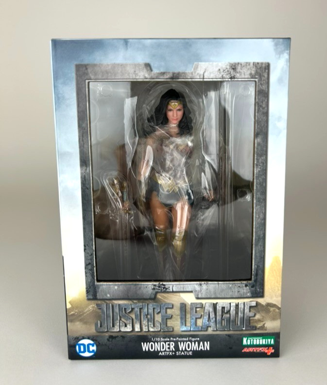 Kotobukiya DC Comics: Wonder Woman Movie ARTFX+ Statue Gal Gadot  NIB Sealed