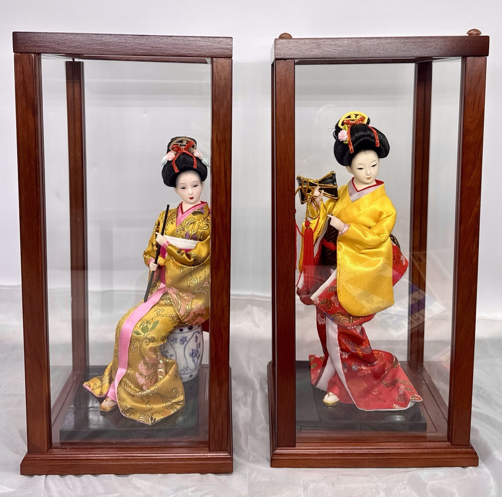 Pair Vintage Japanese Oyama Nishi Musician Dolls Glass Cases Missing 1 Top Lid
