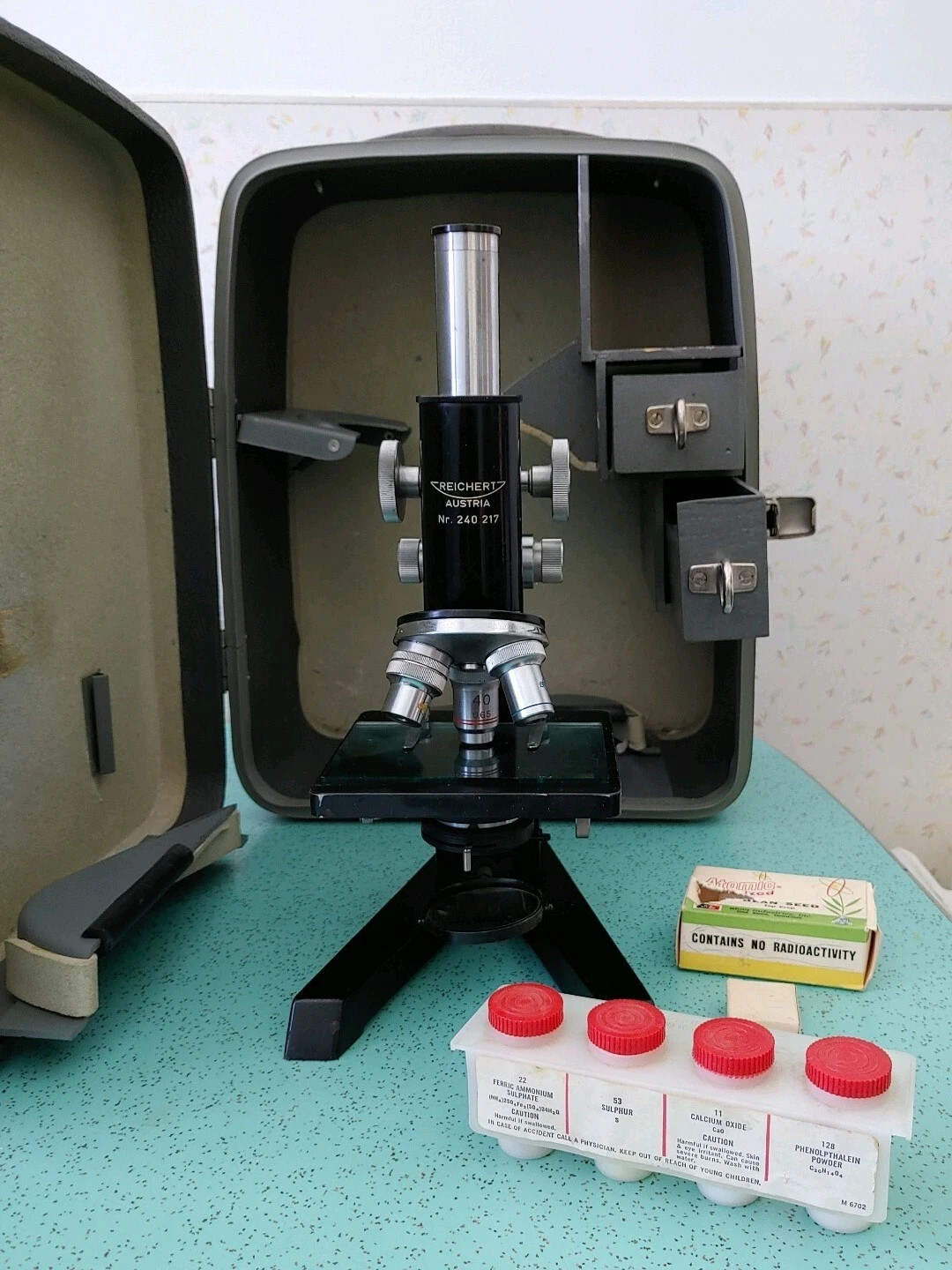 Vintage Reichert Austria Monocular Microscope Serial Number 240217 in Leitz Case