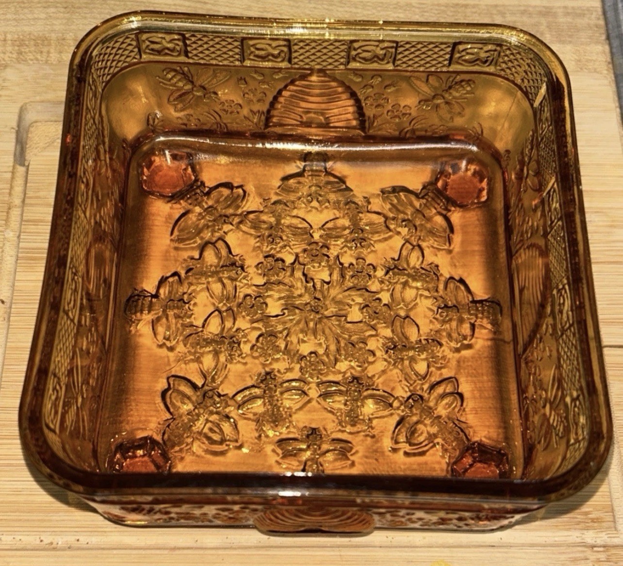 Vintage Indiana Glass Tiara Amber Honey Bee Box Bottom Only
