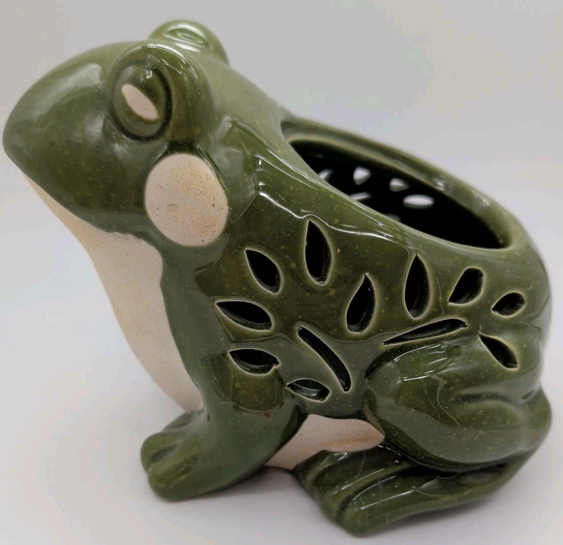 ​Vintage Ceramic Green Frog Planter Votive Candle Holder Cut Out Leaf Design