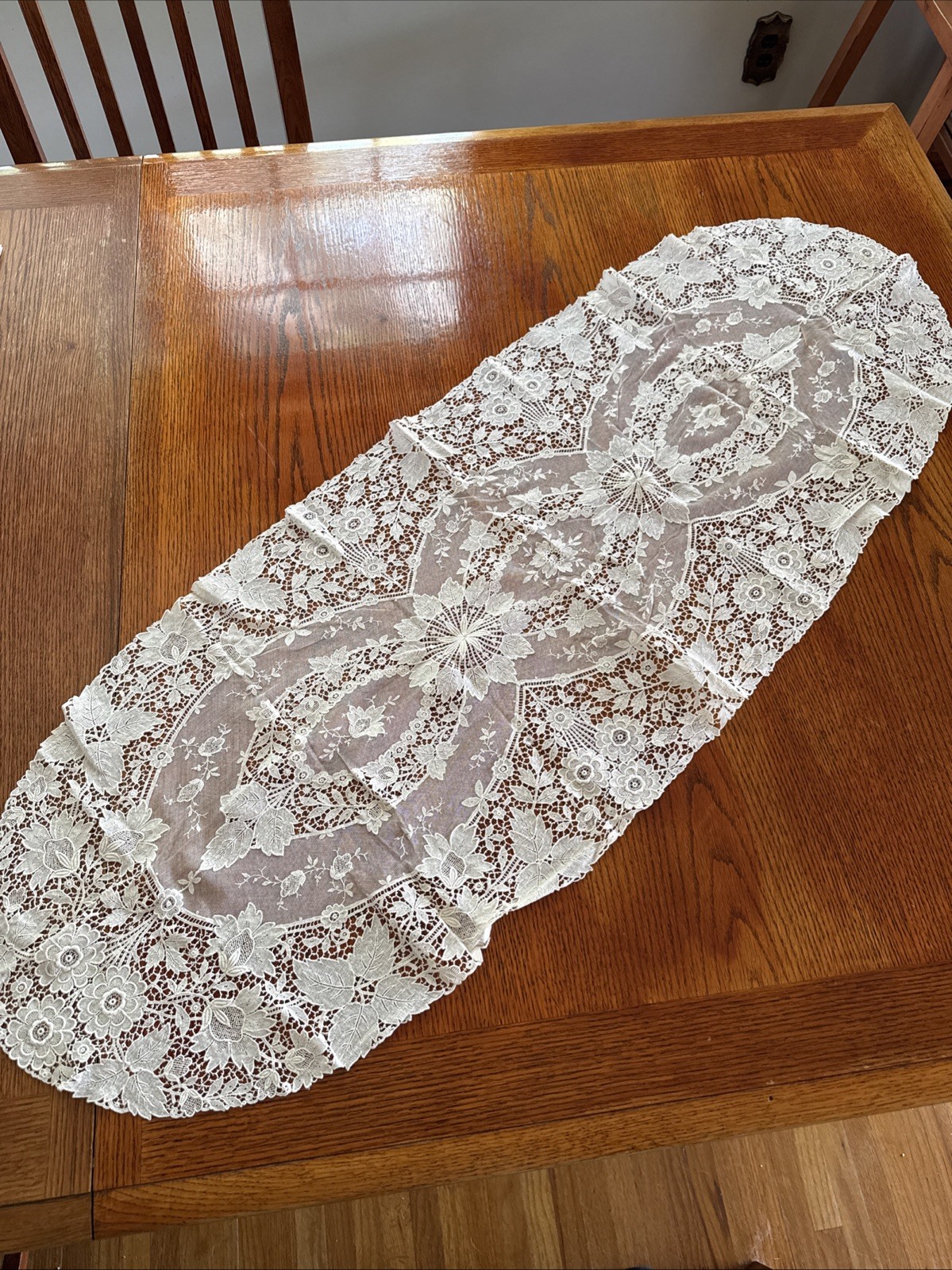 Oval Lace Table Runner Antique 44” X 16” Victorian Excellent Shape