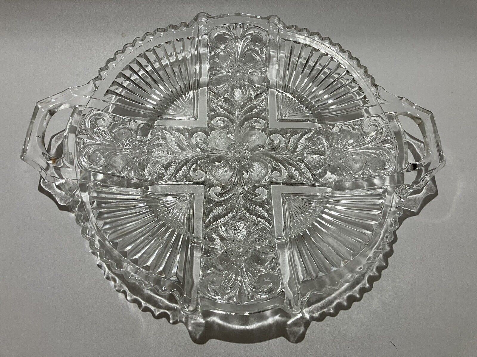 Vintage Indiana Pressed Clear Glass Wild Rose Pattern Bowl W/Handles
